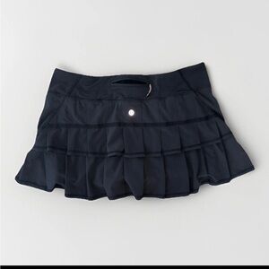 LULULEMON Women's Sz 10 Black Pace Setter Pleated Ruffled Athletic Skort Skirt F